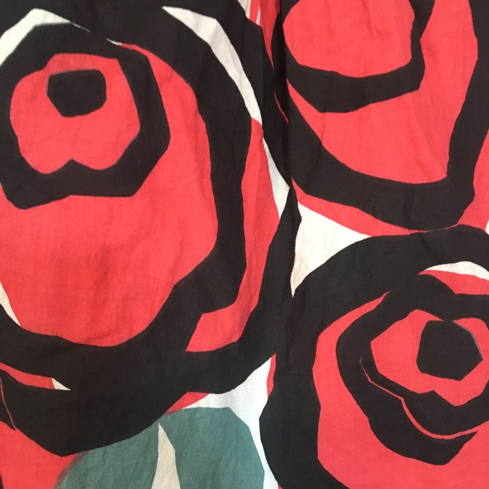 Angie Roses Top - Picture 2 of 5